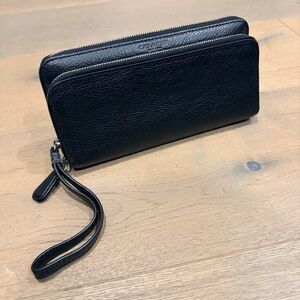 Coach Park Double Accordian Leather Wallet Wristlet Black
